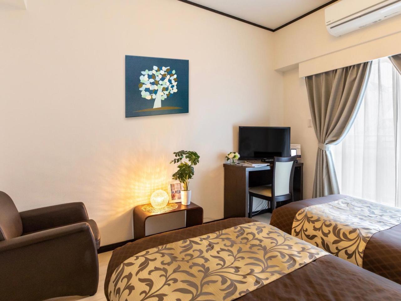 มิสเตอร์ คินโจะ อิน คูเมะ Aparthotel นาฮะ ภายนอก รูปภาพ